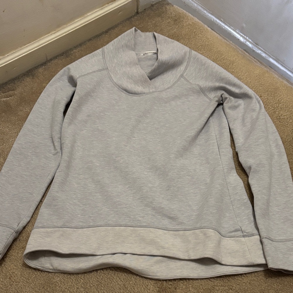 Athleta Heather Light Gray Funnel Neck Pullover